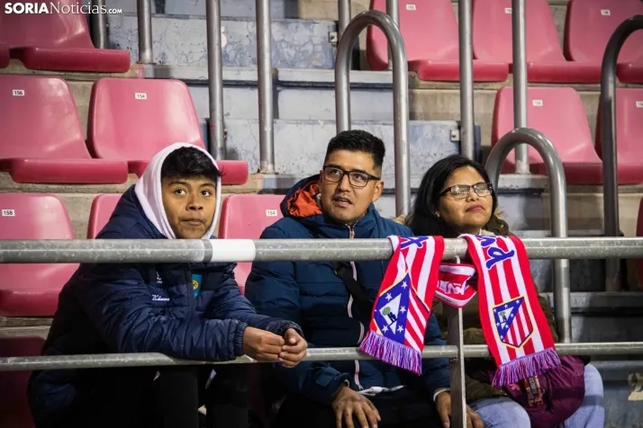 Gradas del Atlético de Madrid vs. Almazán
