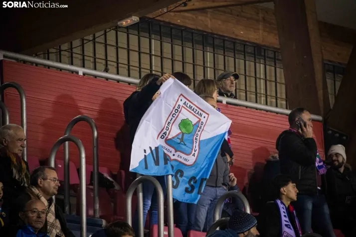 Gradas del Atlético de Madrid vs. Almazán