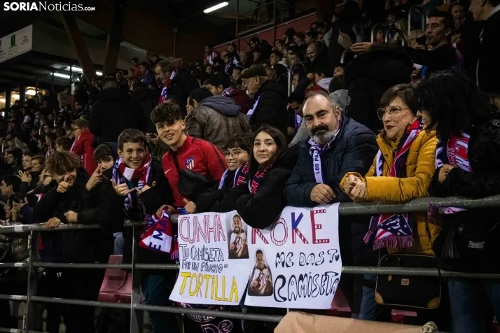 Gradas del Atlético de Madrid vs. Almazán