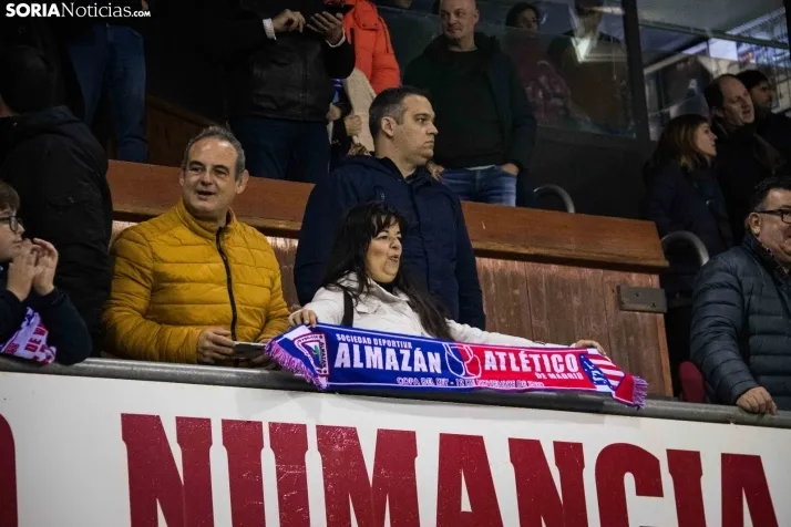 Gradas del Atlético de Madrid vs. Almazán