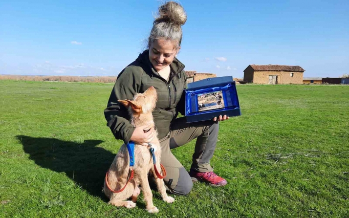 La soriana Míriam Martínez, campeona de Castilla y León de caza menor con perro