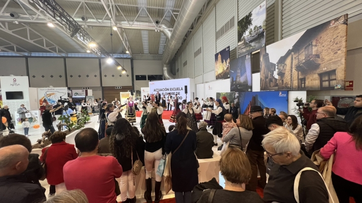 Superados los 9.000 contactos comerciales y un 25 % más de visitantes en INTUR