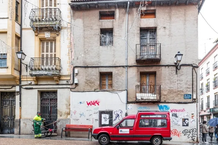 Un inspirador paseo por la Soria lluviosa c&aacute;mara de fotos en mano