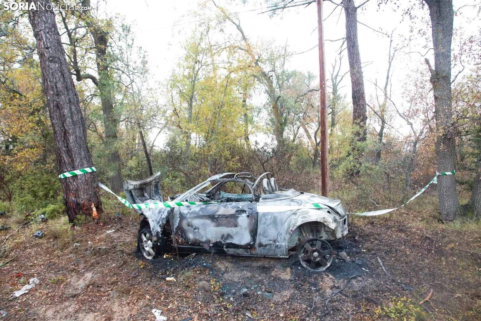 Foto 2 - Accidente mortal en Bayubas de Abajo: un fallecido al salirse su coche de la v&iacute;a