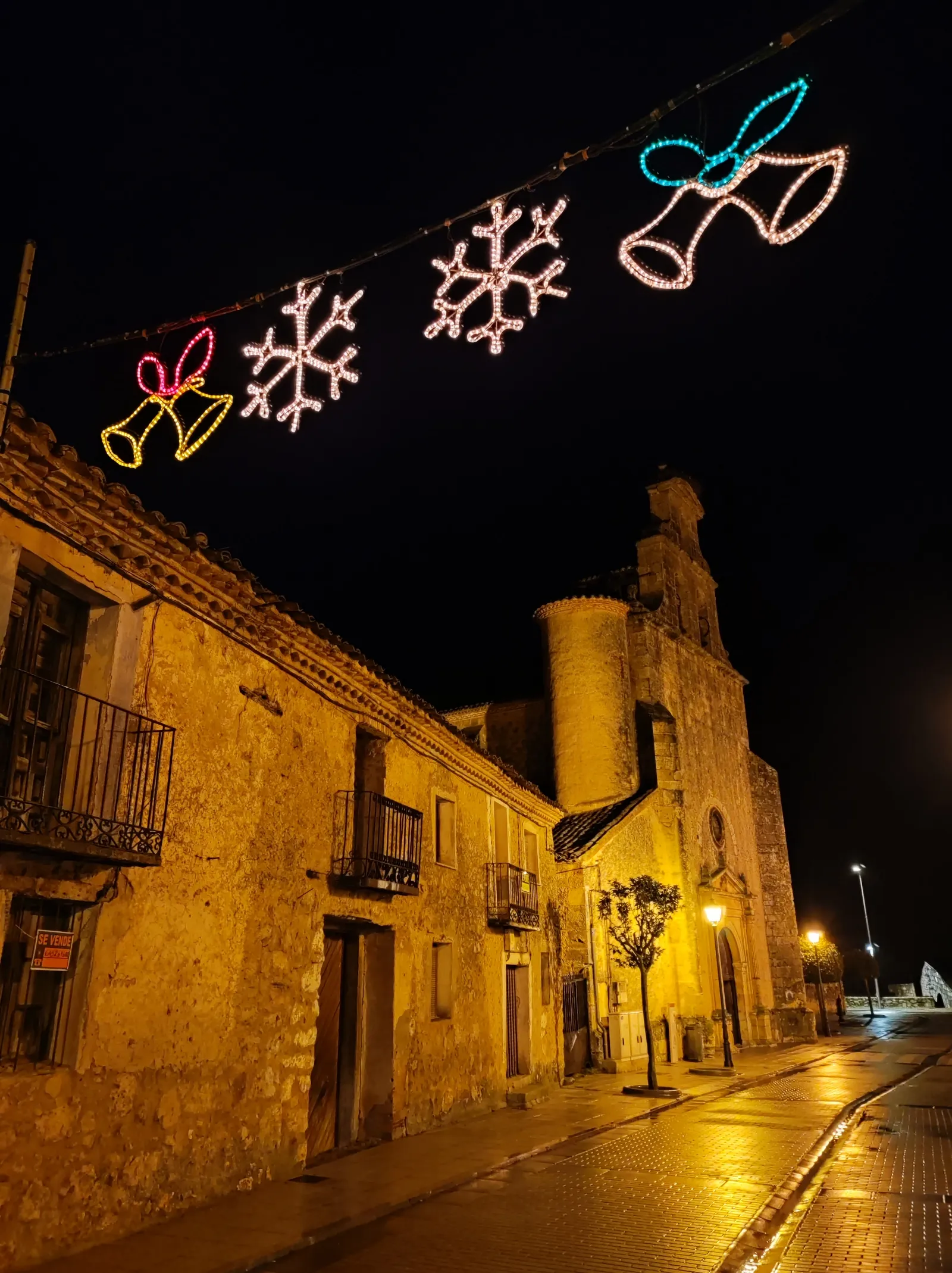 Foto 9 - El Burgo brilla con la Navidad
