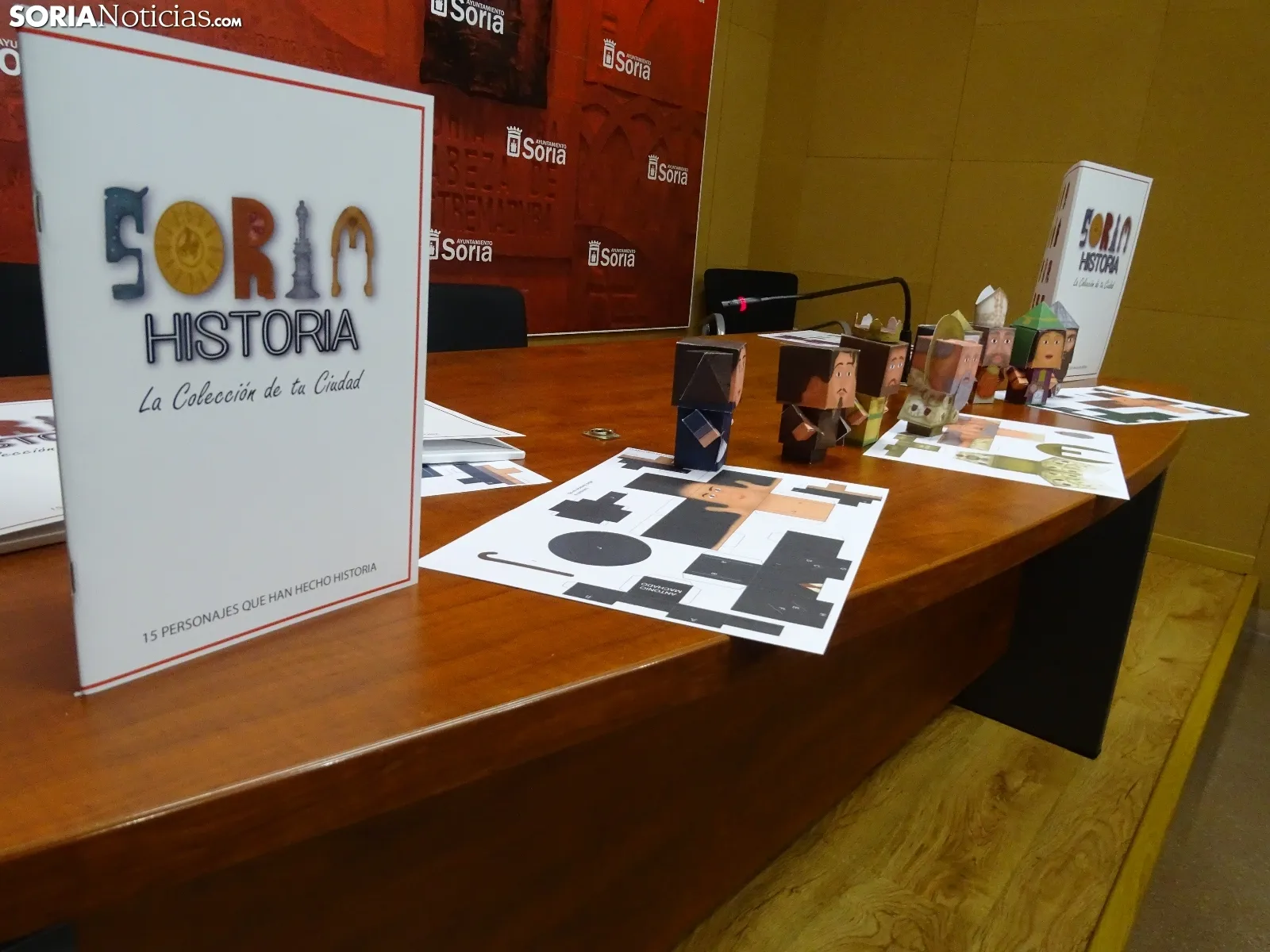 Foto 8 - Recortables de historia soriana para regalar esta Navidad