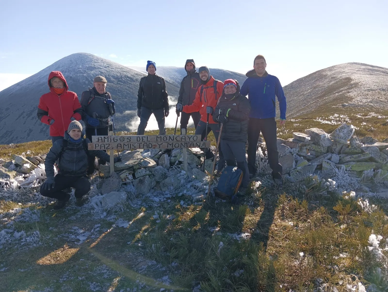 Foto 8 - Los 'amigos' del Moncayo llevan sus belenes a Pe&ntilde;a Negrilla y al Peir&oacute;n de Pe&ntilde;a Rajada