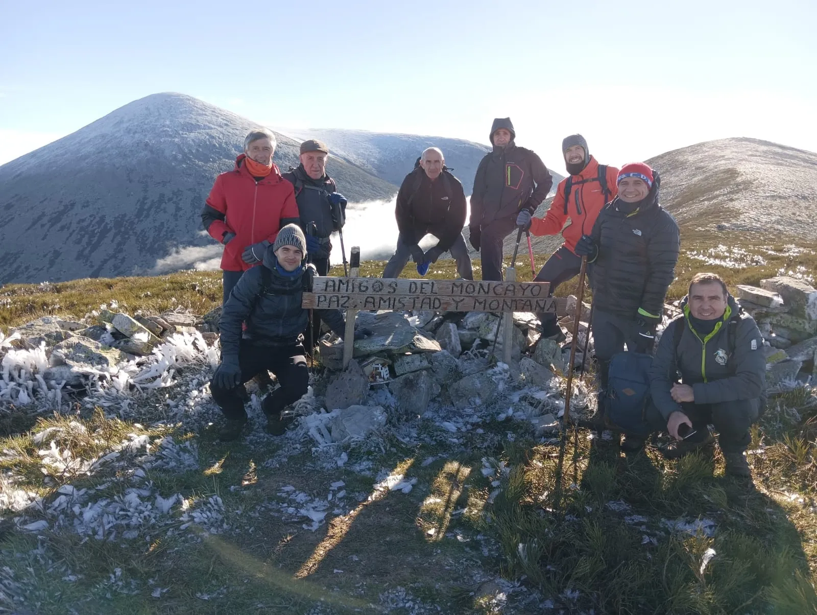 Foto 7 - Los 'amigos' del Moncayo llevan sus belenes a Pe&ntilde;a Negrilla y al Peir&oacute;n de Pe&ntilde;a Rajada