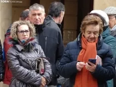 Una imagen de la concentración para la lectura del manifiesto y mesas informativas. /SN