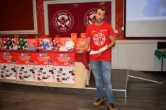 Foto 14 - M&aacute;s de medio centenar de jugadores en el XI Torneo Ben&eacute;fico de P&oacute;ker Aspace
