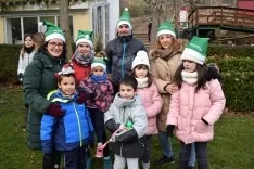 Foto 23 - Un centenar de personas, en la colocaci&oacute;n del bel&eacute;n en Santa Ana