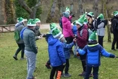 Foto 17 - Un centenar de personas, en la colocaci&oacute;n del bel&eacute;n en Santa Ana