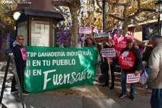 Manifestación STOP Ganadería Industrial. /EAR.