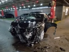 Foto 5 - Im&aacute;genes: aparatoso accidente en un c&eacute;ntrico parking de Soria