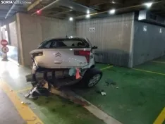 Foto 6 - Im&aacute;genes: aparatoso accidente en un c&eacute;ntrico parking de Soria