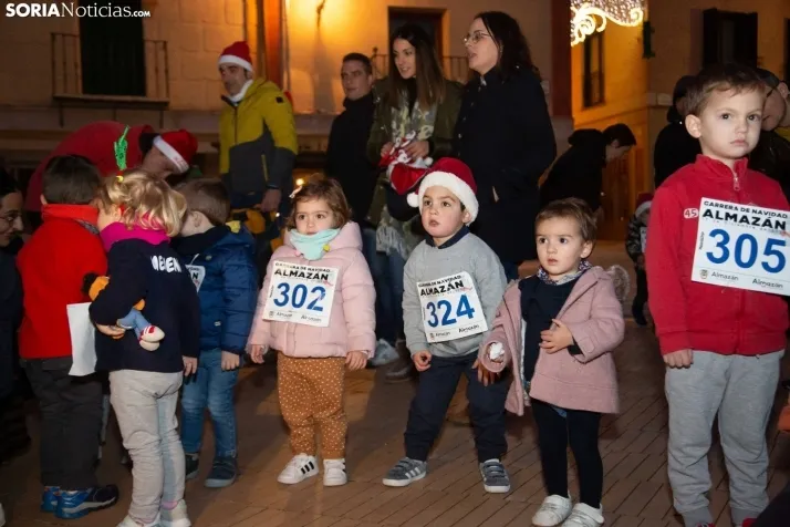 Galer&iacute;a: carrera de Navidad en Almaz&aacute;n