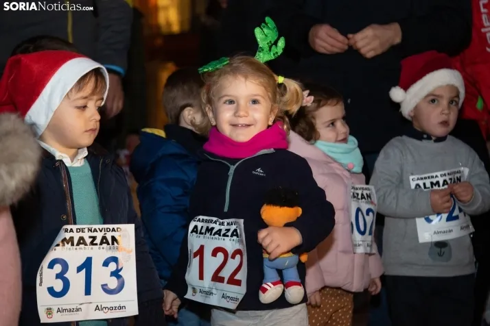 Galer&iacute;a: carrera de Navidad en Almaz&aacute;n