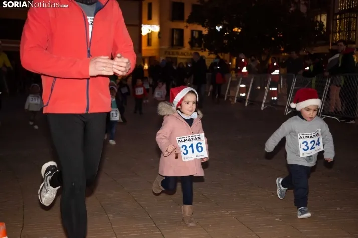 Galer&iacute;a: carrera de Navidad en Almaz&aacute;n