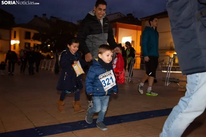 Galer&iacute;a: carrera de Navidad en Almaz&aacute;n