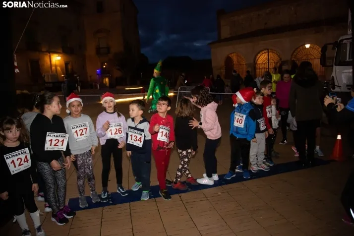 Galer&iacute;a: carrera de Navidad en Almaz&aacute;n