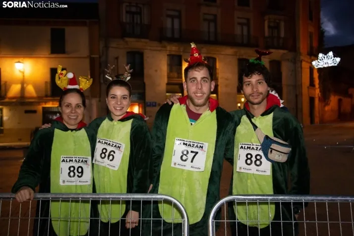 Galer&iacute;a: carrera de Navidad en Almaz&aacute;n