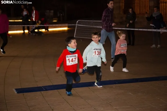 Galer&iacute;a: carrera de Navidad en Almaz&aacute;n
