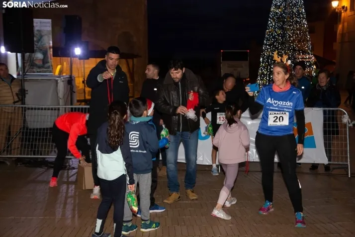 Galer&iacute;a: carrera de Navidad en Almaz&aacute;n