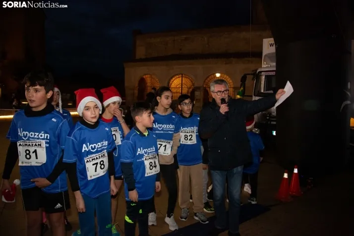 Galer&iacute;a: carrera de Navidad en Almaz&aacute;n