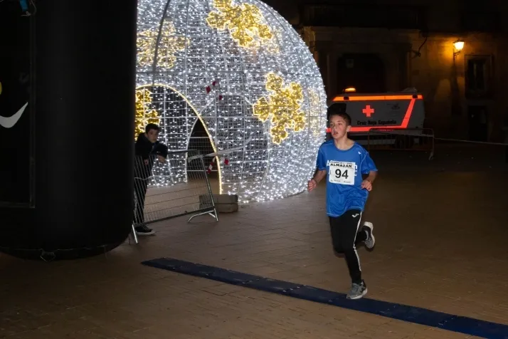 Galer&iacute;a: carrera de Navidad en Almaz&aacute;n