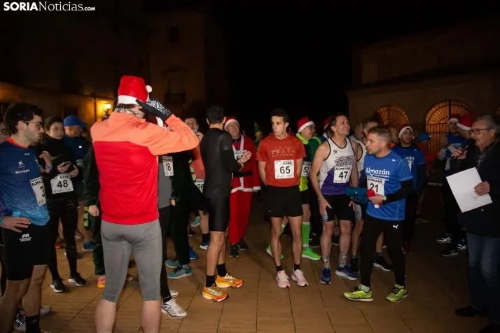 Galer&iacute;a: carrera de Navidad en Almaz&aacute;n