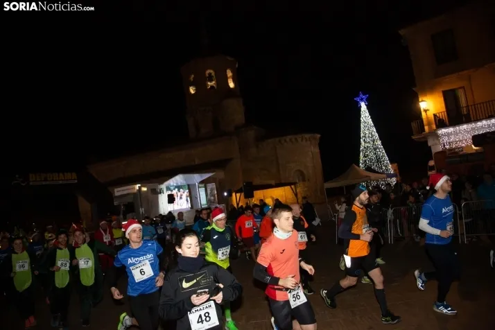 Galer&iacute;a: carrera de Navidad en Almaz&aacute;n