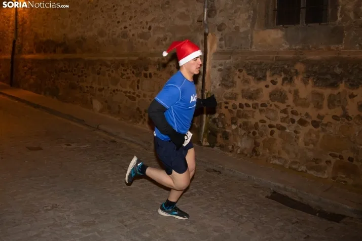 Galer&iacute;a: carrera de Navidad en Almaz&aacute;n
