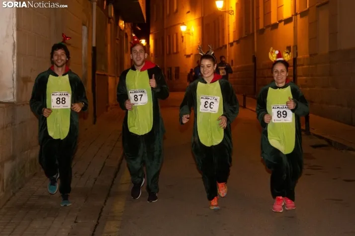 Galer&iacute;a: carrera de Navidad en Almaz&aacute;n