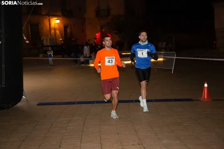 Galer&iacute;a: carrera de Navidad en Almaz&aacute;n