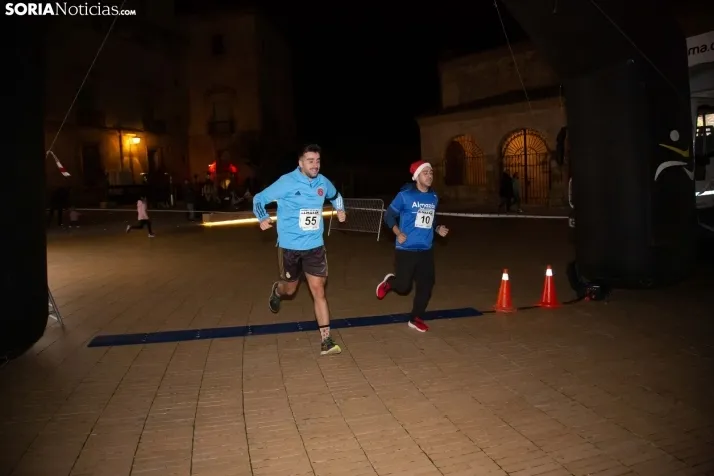 Galer&iacute;a: carrera de Navidad en Almaz&aacute;n