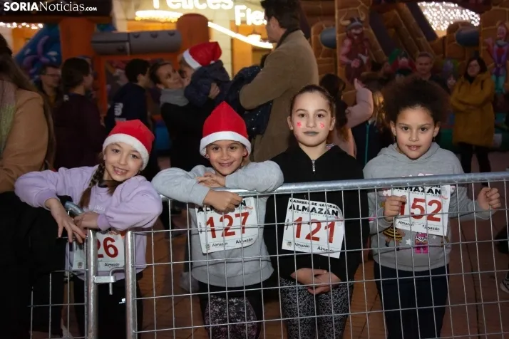 Galer&iacute;a: carrera de Navidad en Almaz&aacute;n
