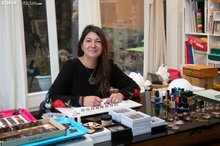 Ana Carrasco, una artesana multidisciplinar y autodidacta