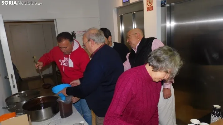 Fotos: una chocolatada pone el broche de oro a la celebraci&oacute;n de Santa B&aacute;rbara en Soria