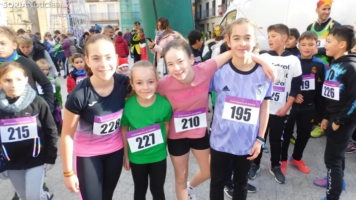 Fotos: los agrede&ntilde;os se despiden del 2022 con su San Silvestre