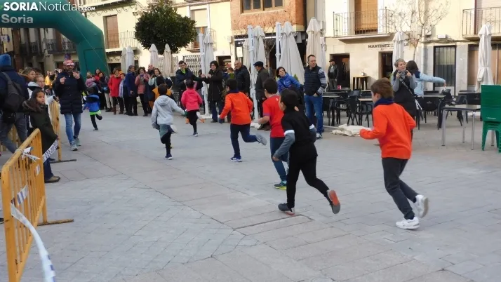 Fotos: los agrede&ntilde;os se despiden del 2022 con su San Silvestre