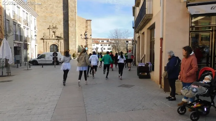 Fotos: los agrede&ntilde;os se despiden del 2022 con su San Silvestre