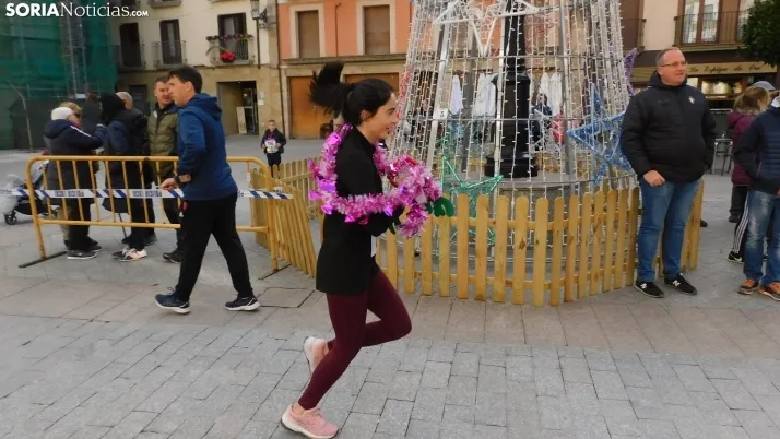 Fotos: los agrede&ntilde;os se despiden del 2022 con su San Silvestre