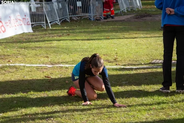 Im&aacute;genes: cientos de escolares en el cross Alameda de Cervantes