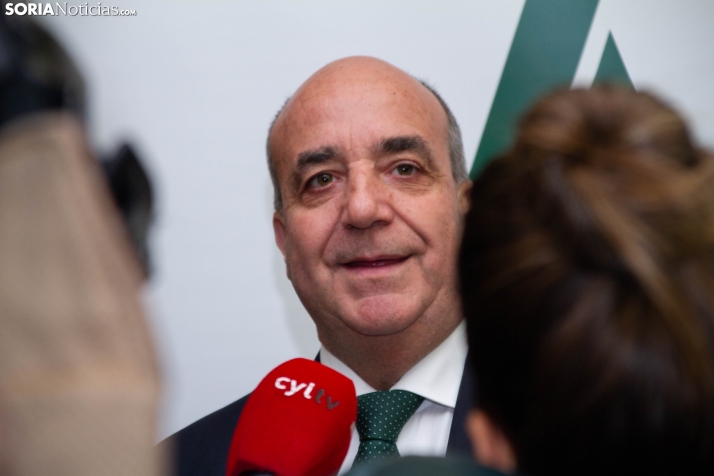 Medina: Los agricultores son empresarios agrarios, no son jardineros del campo 