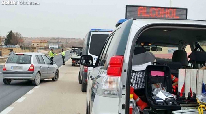 Da positivo tras circular al volante en sentido contrario por la A-15