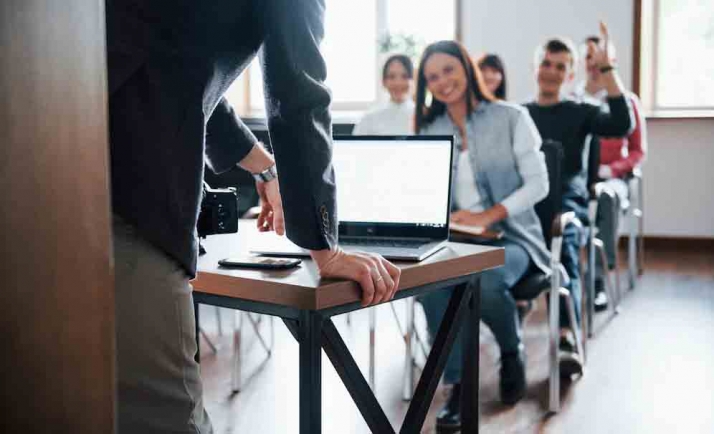 La Junta convocará las oposiciones de estabilización de Secundaria y otros cuerpos con casi 1.400 plazas 