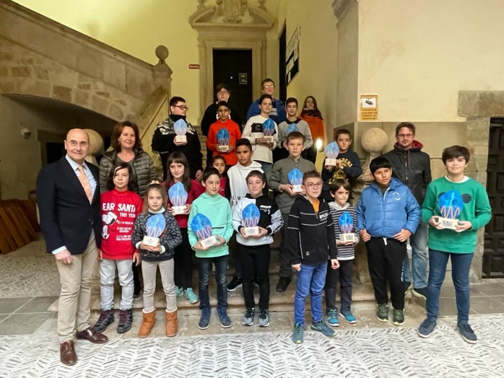 Rodrigo Altelarrea gana el torneo infantil de ajedrez Villa de &Aacute;greda