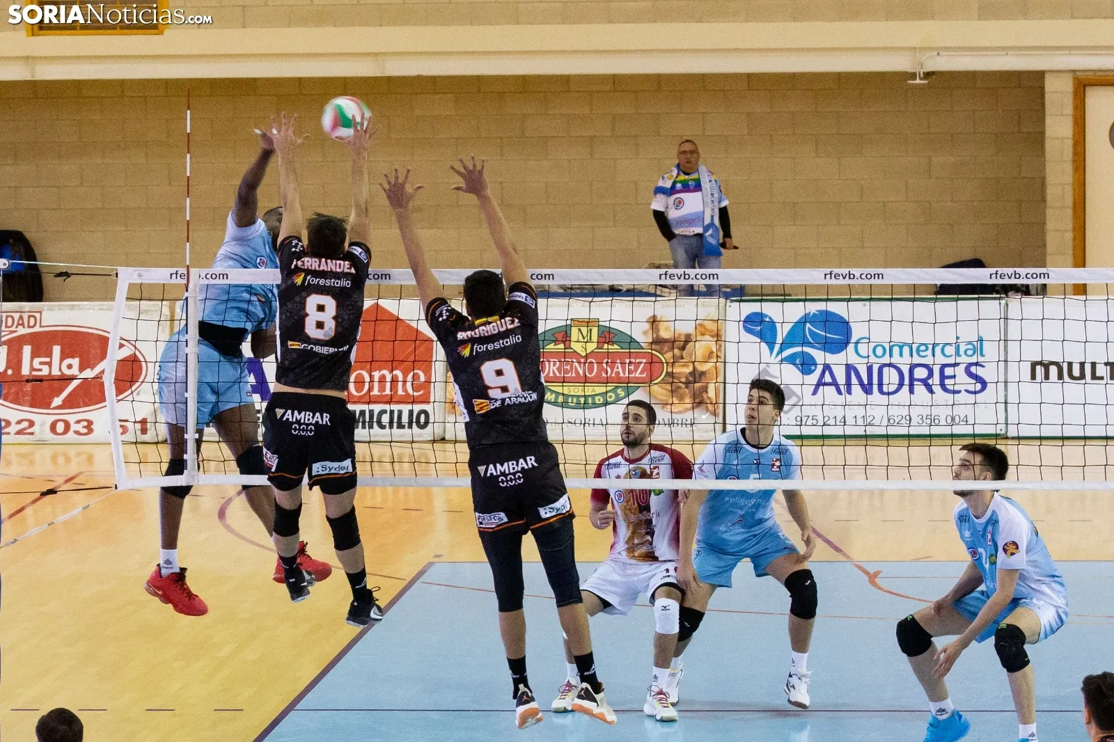 Voley
