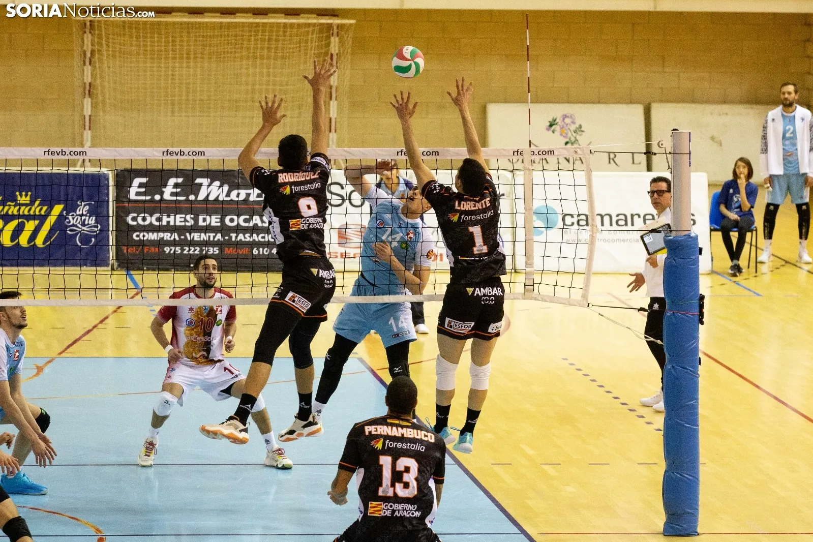 Voley