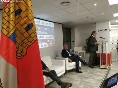 Foto 41 - 150 empresarios, 40 sorianos en Madrid, abordan las posibilidades de futuro de Castilla y Le&oacute;n